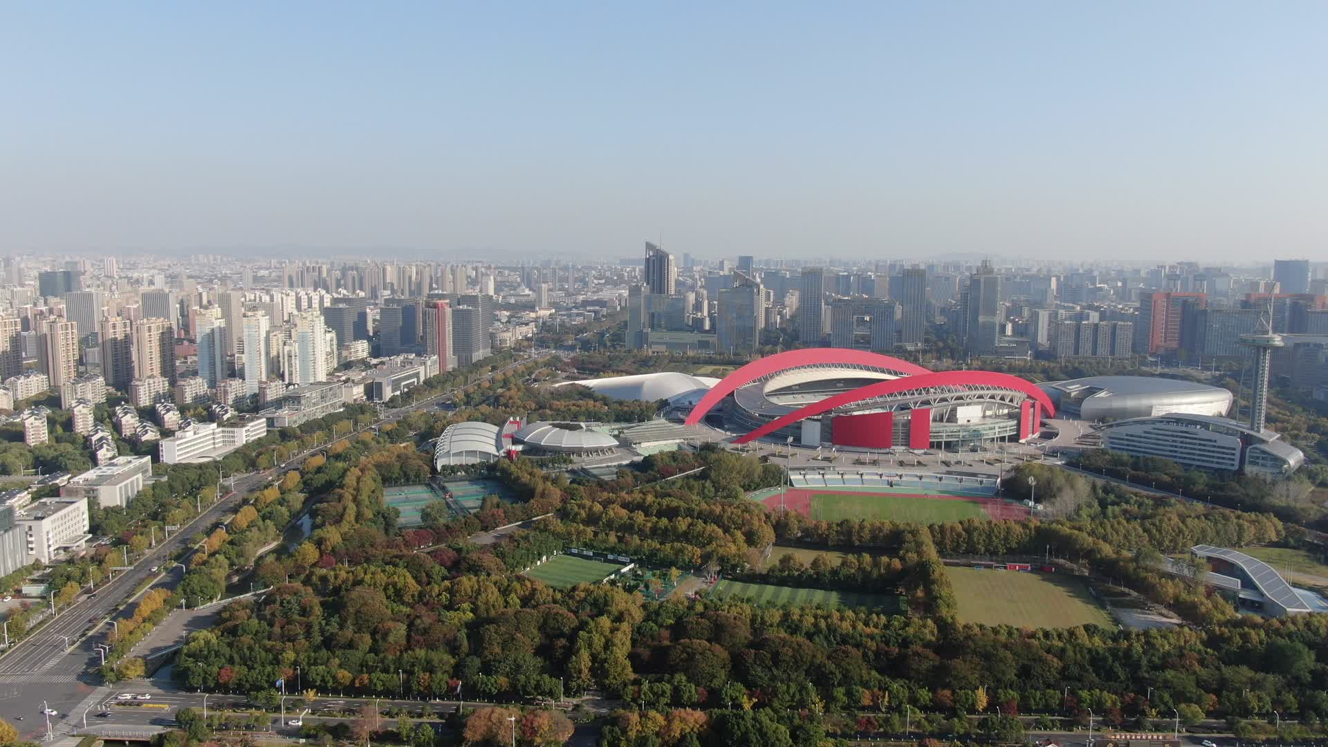 南京奥体中心体育馆航拍视频的预览图
