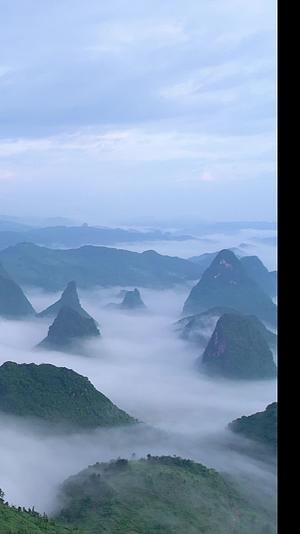 航拍桂林山水风光视频的预览图