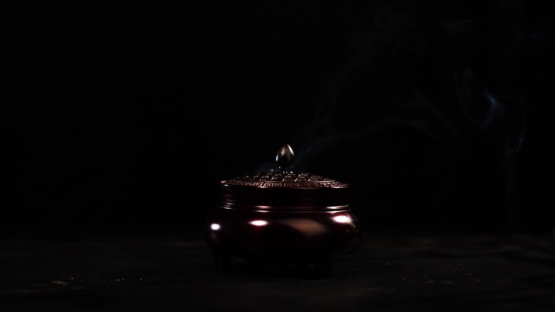 香炉生烟视频的预览图