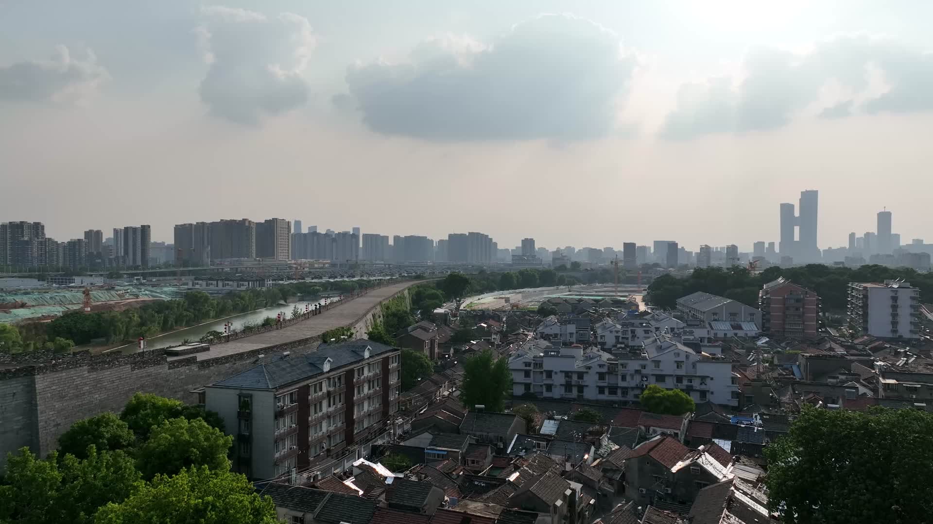 航拍南京城南老城南拆迁改造1视频的预览图