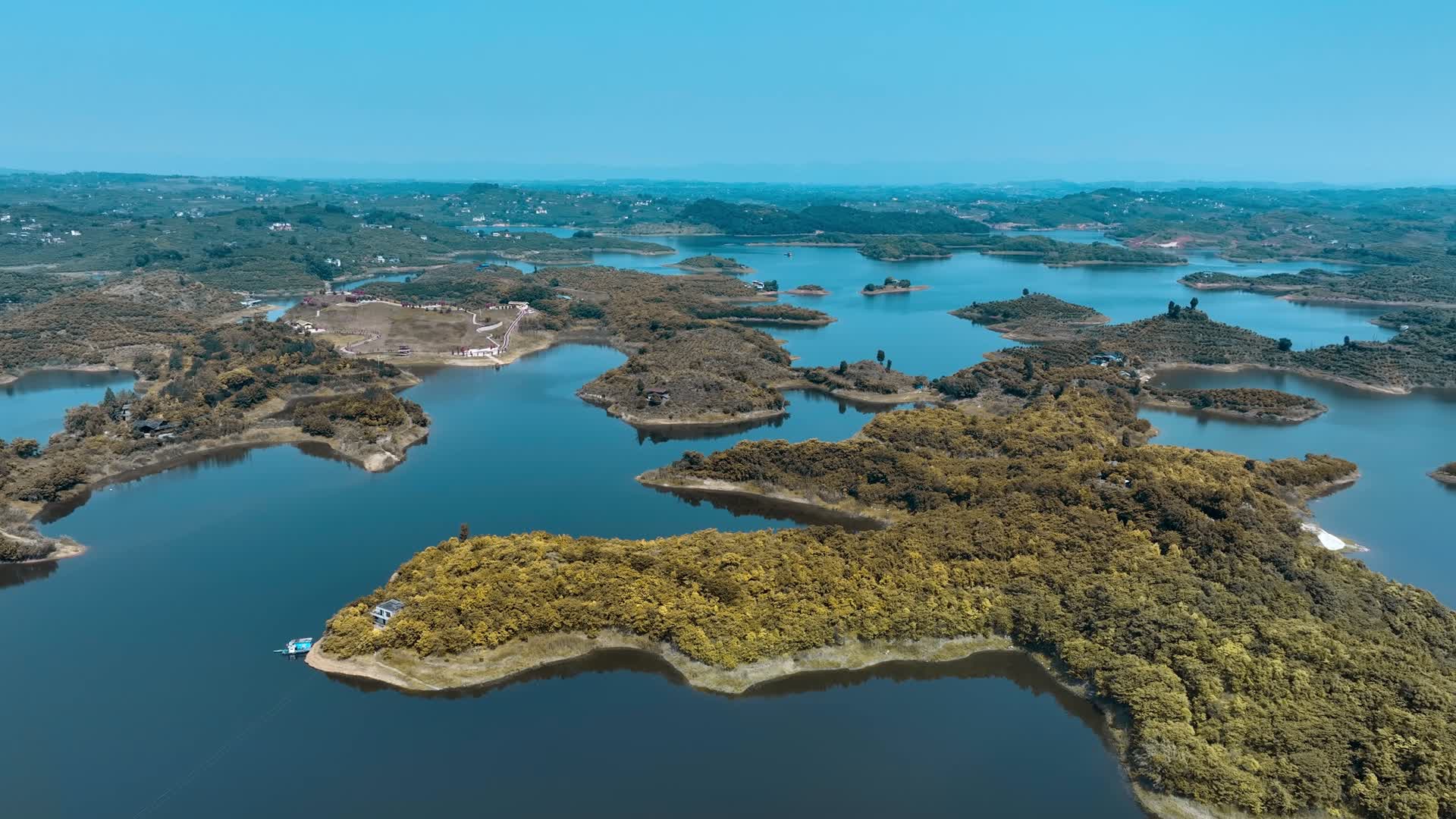 重庆长寿湖寿字景区航拍视频的预览图