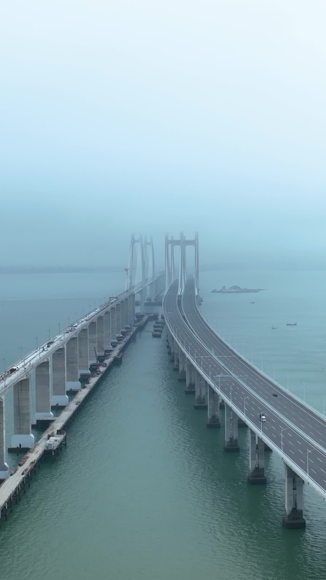 竖屏航拍泉州跨海大桥视频的预览图