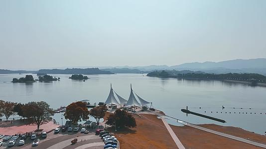 重庆长寿湖景区广场航拍视频的预览图