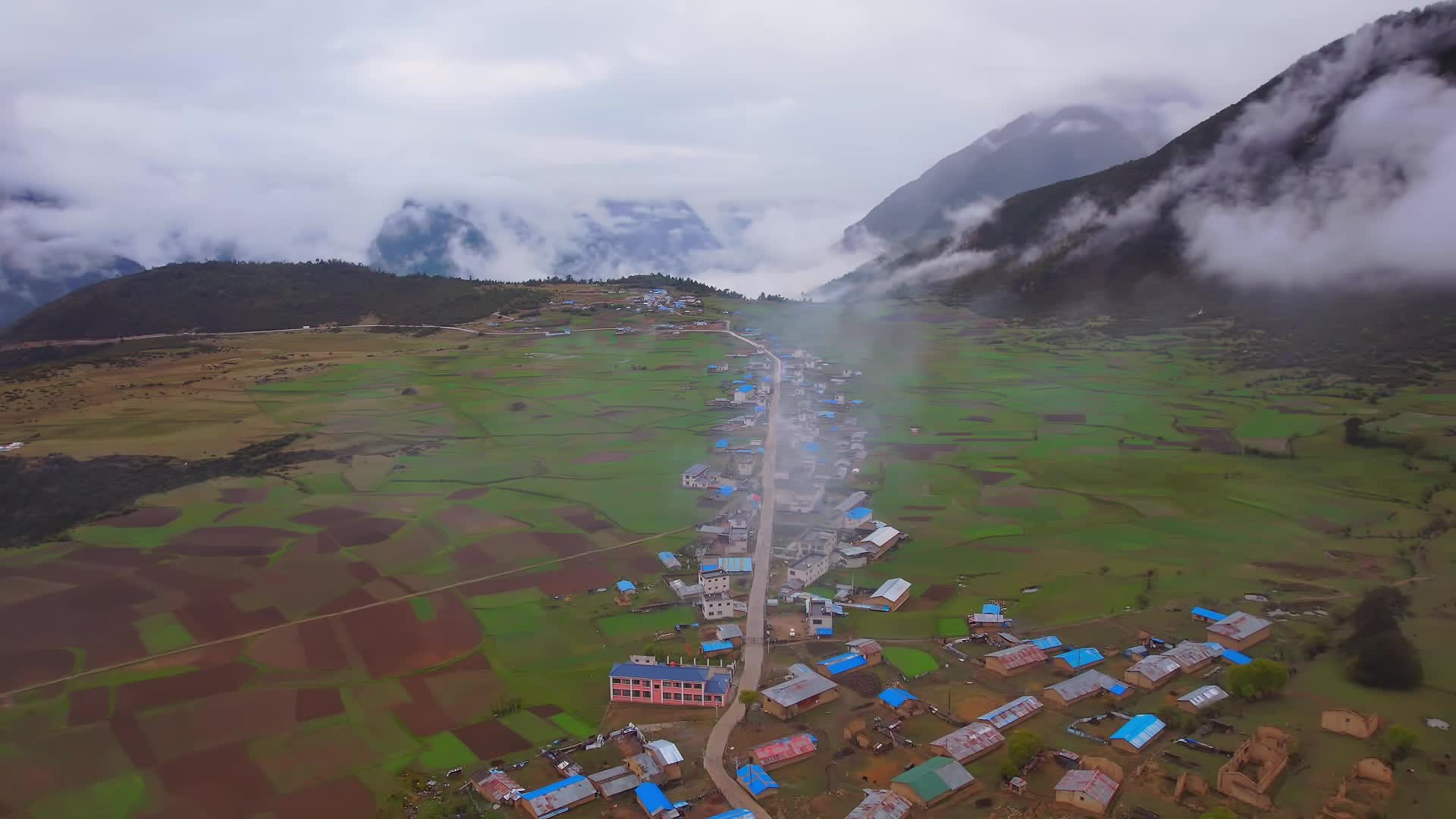 西藏日喀则吉隆县乃村视频的预览图