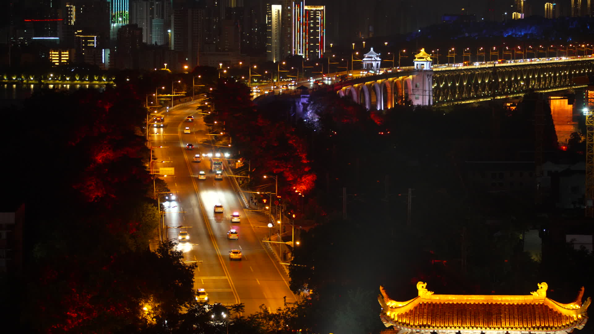 武汉长江大桥夜景视频的预览图