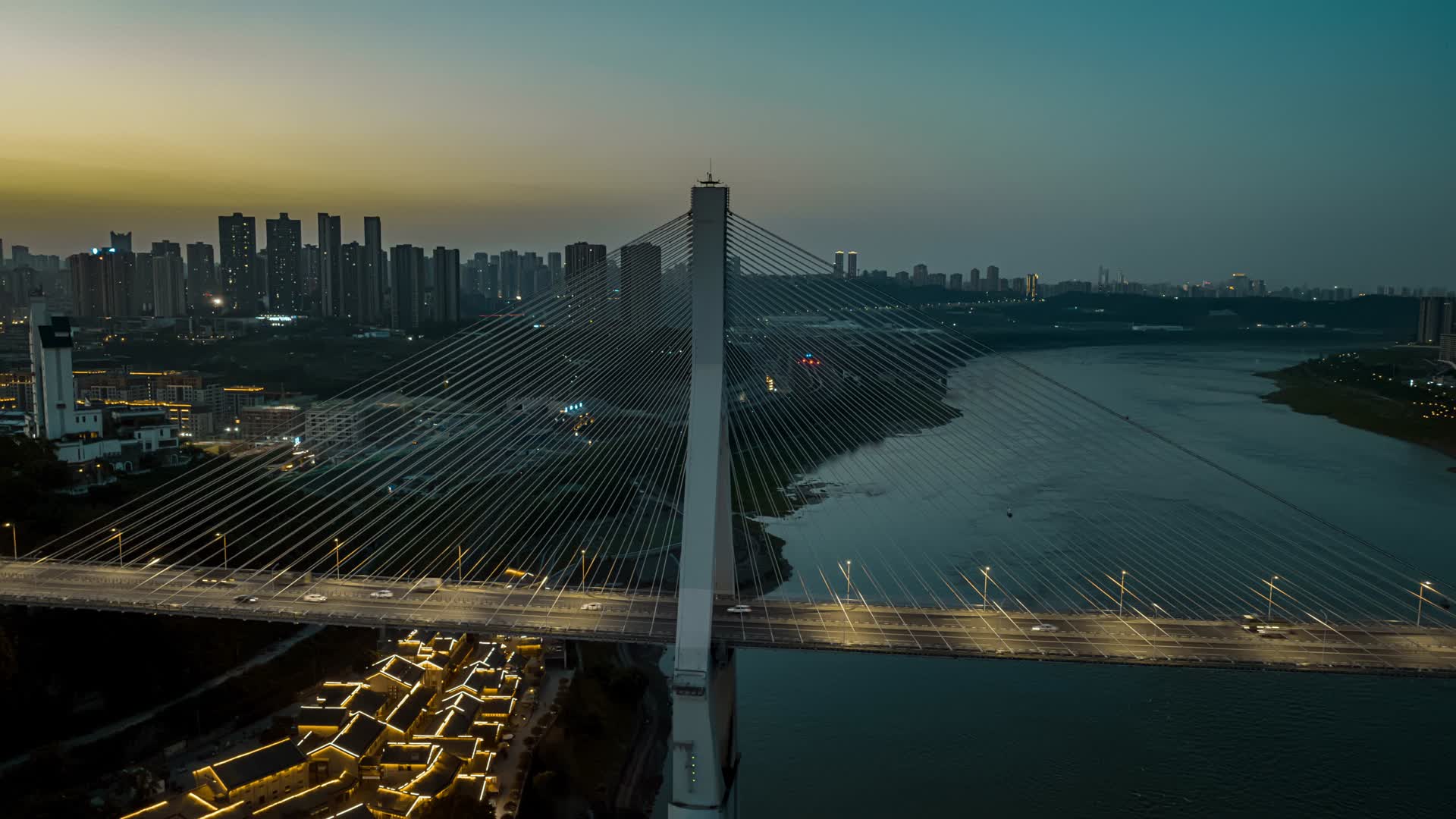 重庆白居寺大桥航拍延时视频的预览图