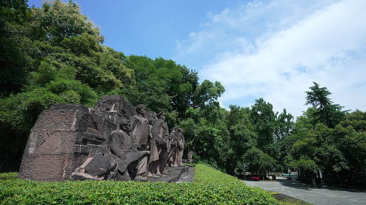 武汉辛亥首义人物群雕像视频的预览图