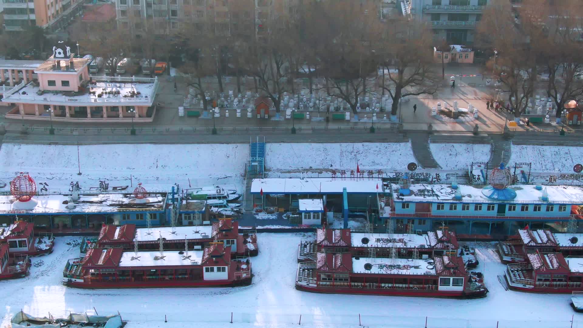 哈尔滨冬日雪景远景视频视频的预览图