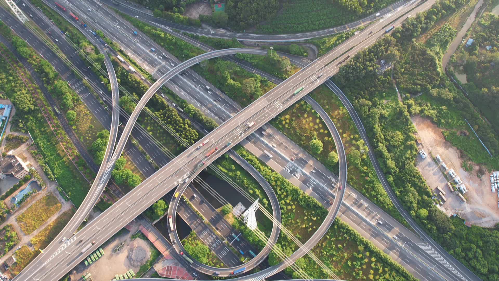 城市交通立交桥道路景观视频的预览图