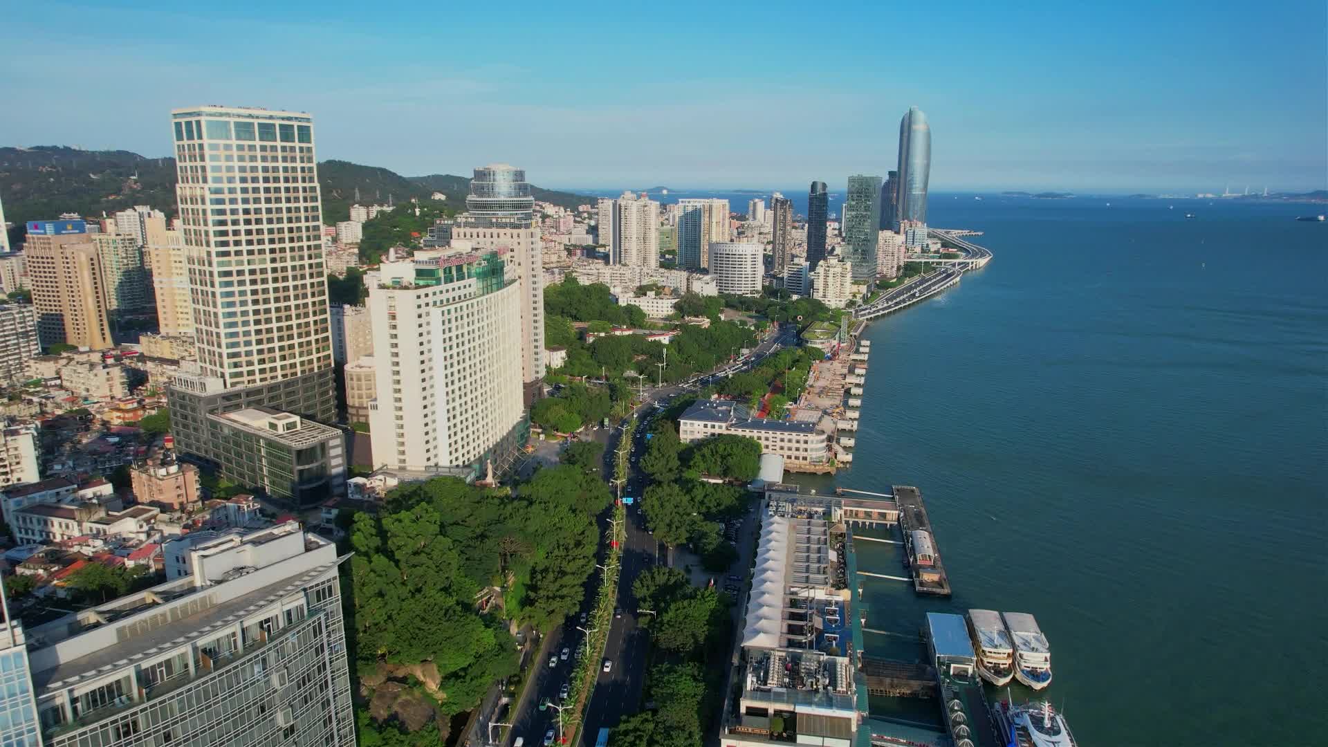 厦门航拍城市建筑风光视频的预览图