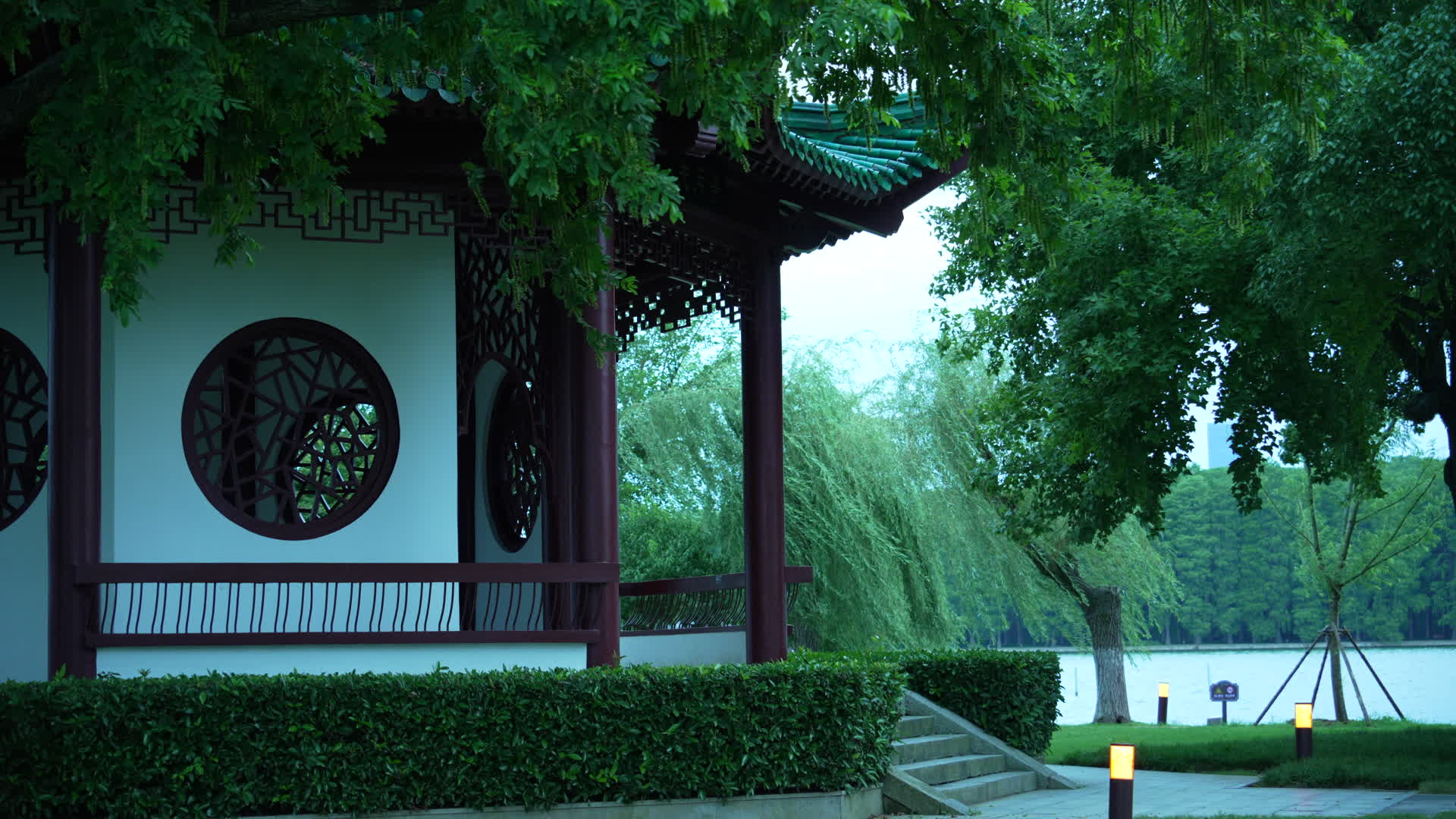 武汉东湖风景区先月亭视频的预览图