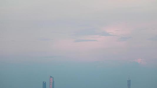 1080P广州珠江新城晚霞广州塔远景实拍视频的预览图