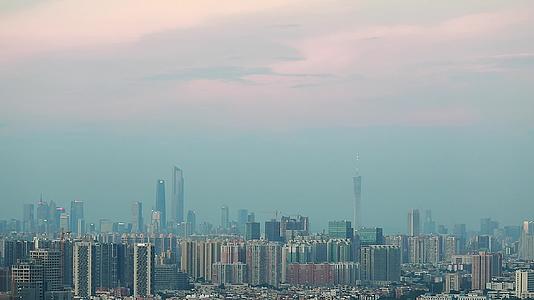 1080P广州塔珠江新城黄昏时分远景实拍视频的预览图