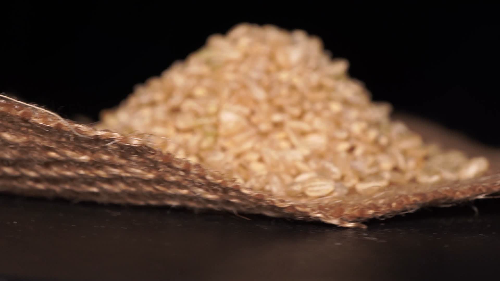粗粮糙米健康纤维视频的预览图