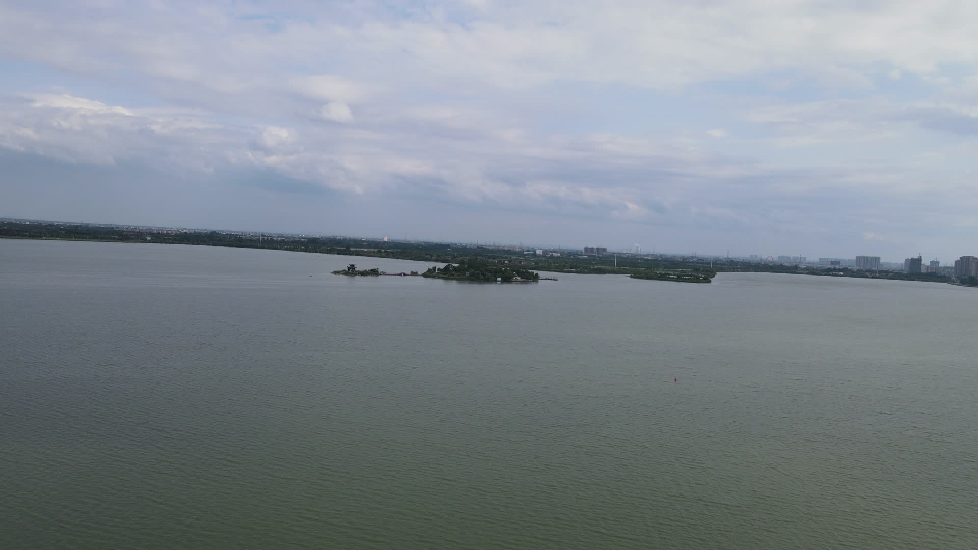旅游景区湖南常德柳叶湖航拍视频的预览图