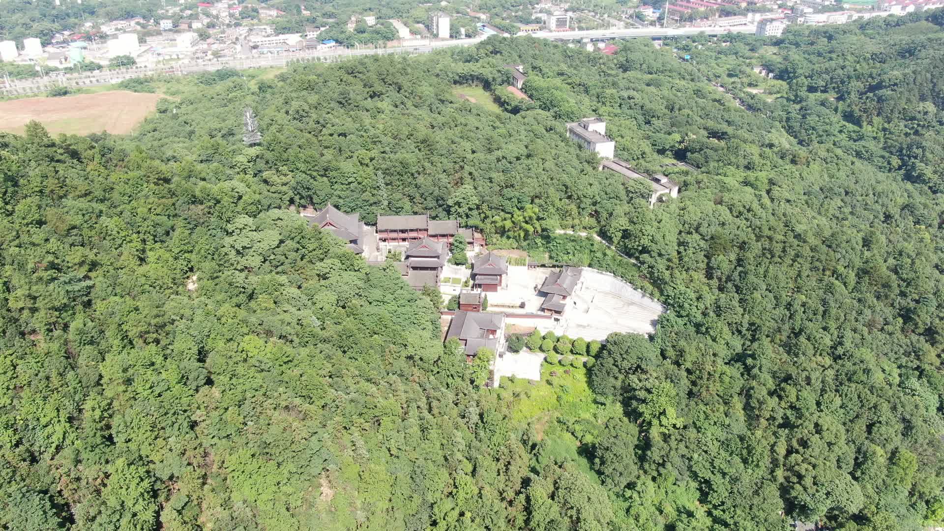 城市航拍湖南湘潭昭山4A景区航拍视频的预览图