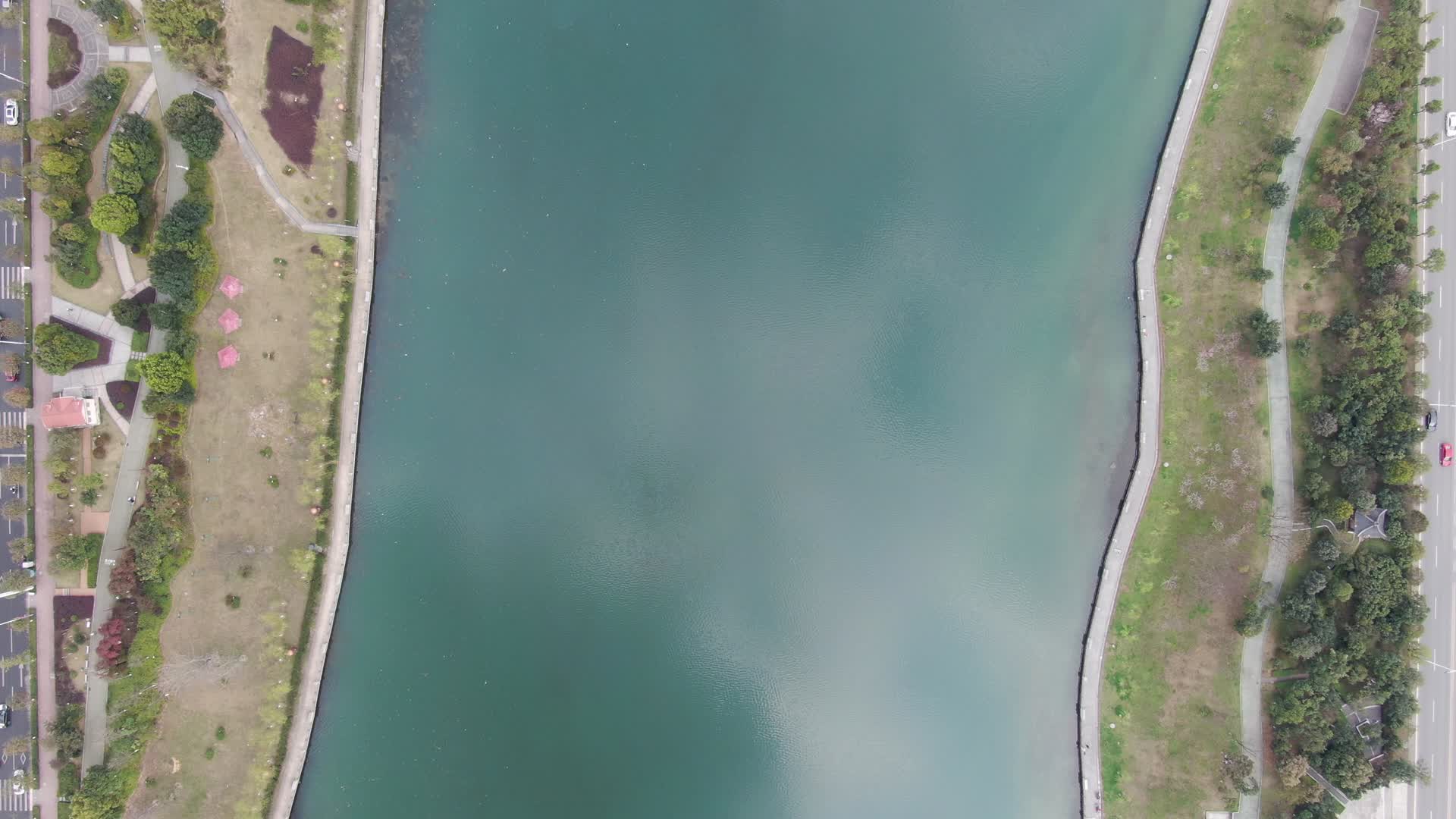 城市航拍湖南怀化舞水河风光视频的预览图