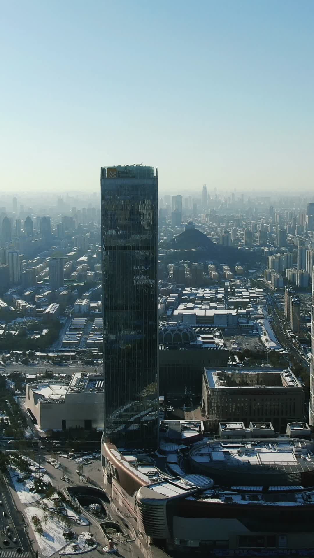 城市航拍山东济南商务建筑CBD竖屏视频的预览图