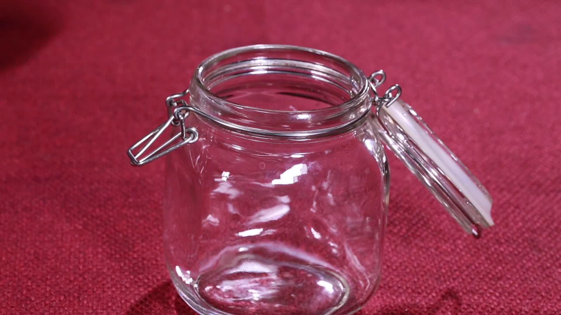 镜头合集玻璃密封罐玻璃罐视频的预览图