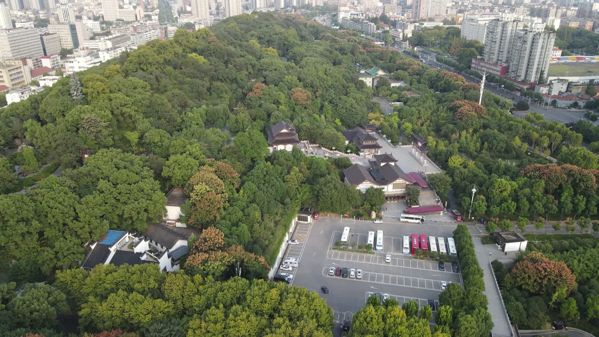 城市航拍湖北武汉首义公园视频的预览图