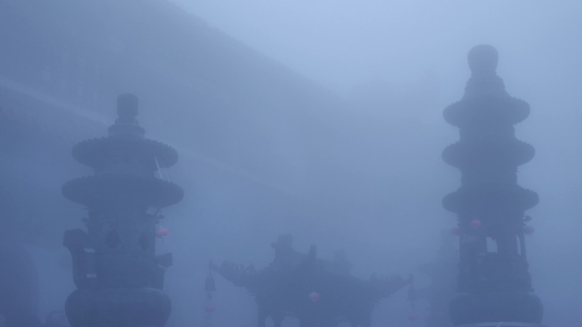 安徽九华山百岁宫雾景视频的预览图