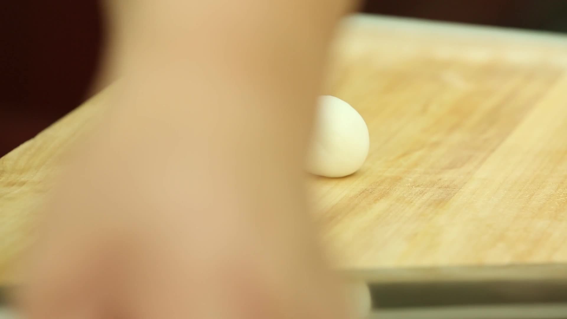镜头合集包子饺子擀面皮视频的预览图