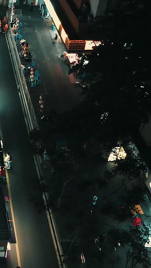 城市航拍疫情期间夜景美食街竖屏视频的预览图