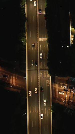 城市航拍武汉城市夜景灯光交通竖屏航拍视频的预览图