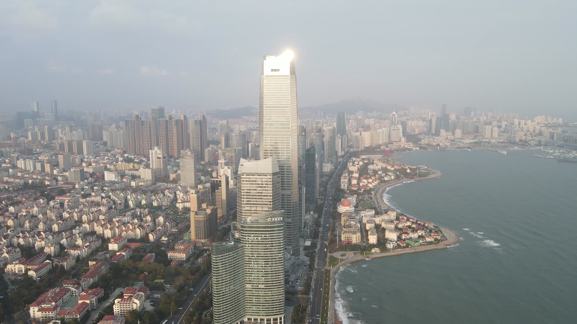 城市航拍青岛海天中心CBD商务建筑视频的预览图