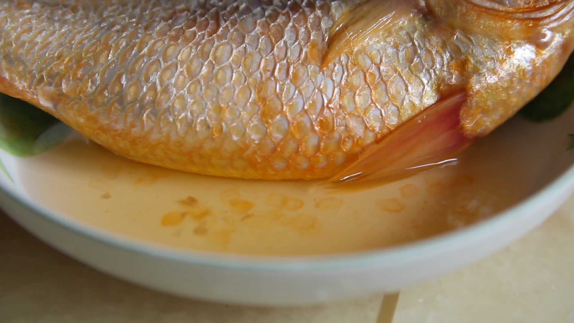 镜头合集染色黄花鱼掉色黄花鱼视频的预览图