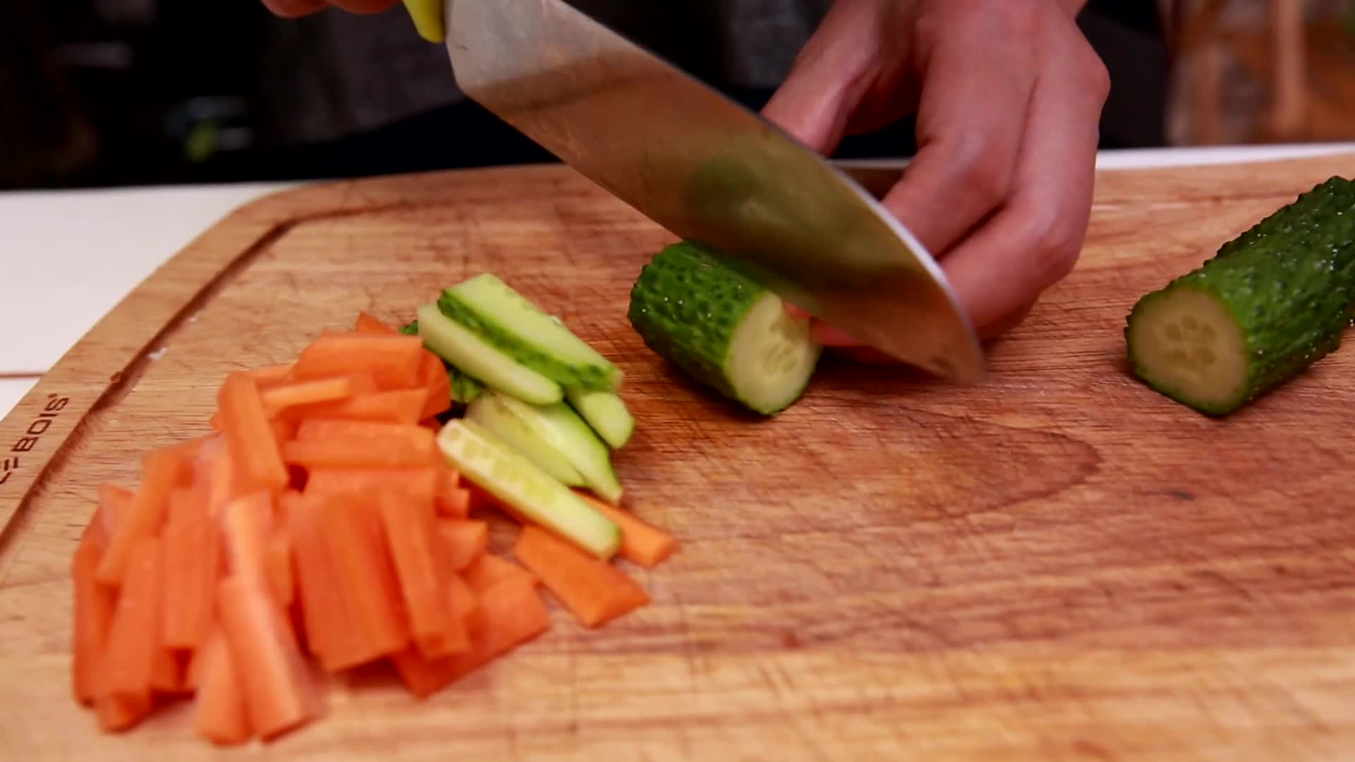 镜头合集秋季蔬菜黄瓜视频的预览图
