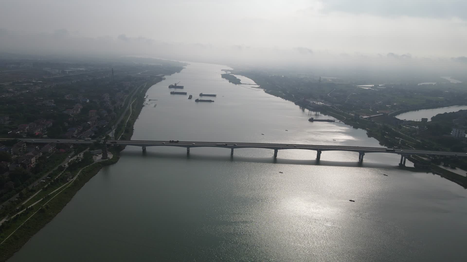 城市航拍湖南益阳资江风光视频的预览图