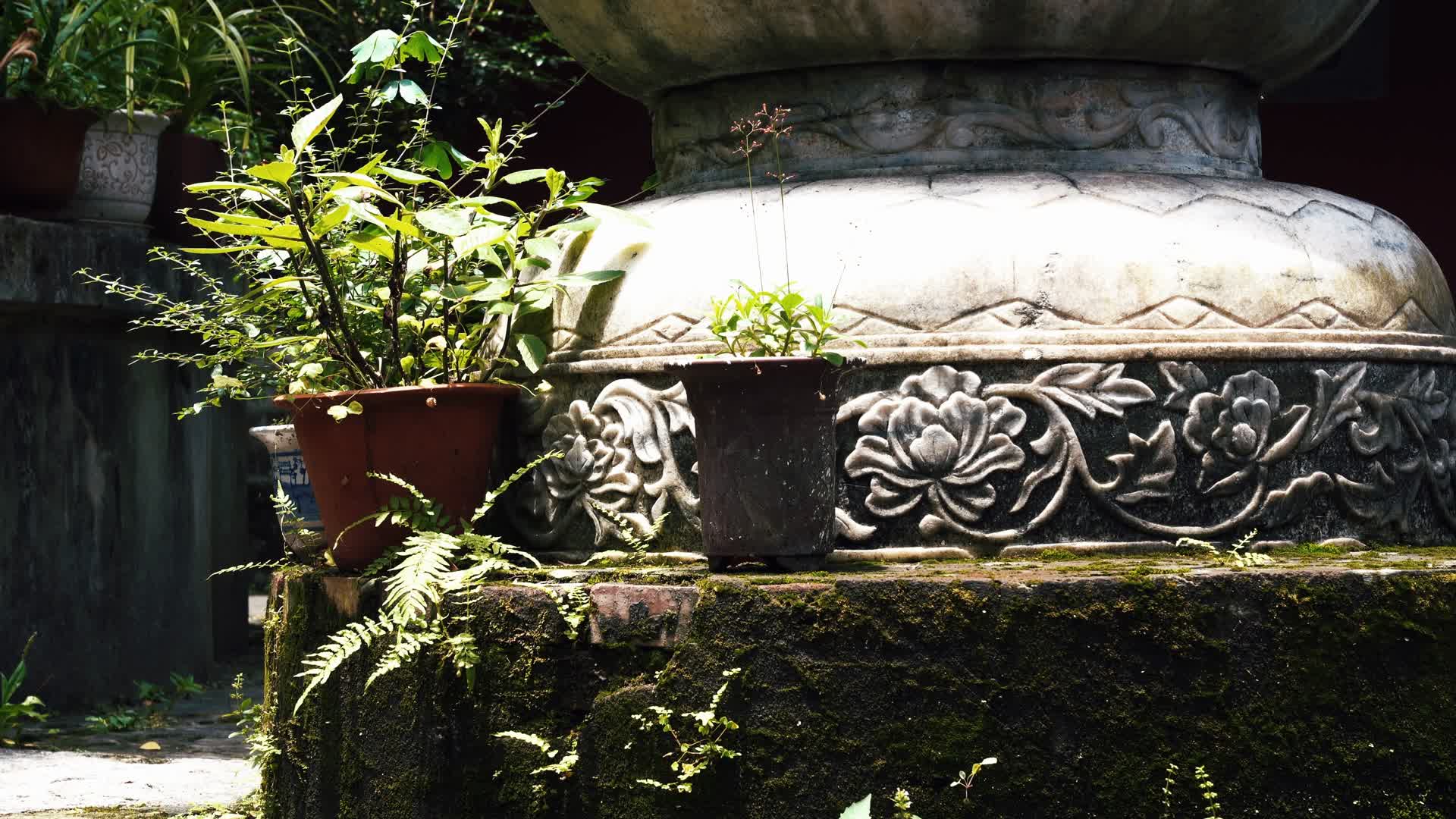 寺院古建筑宗教佛教香火祈福视频的预览图