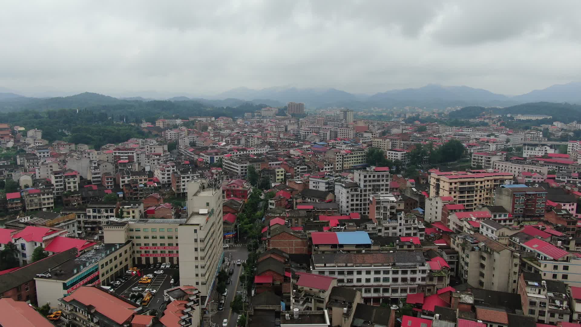 城市航拍湖南双峰县全景视频的预览图