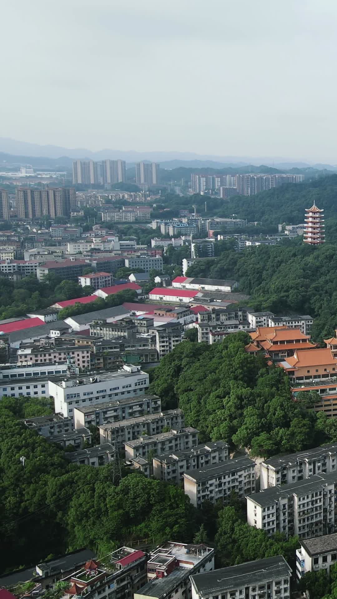 湖南益阳白鹿寺古建筑航拍视频的预览图