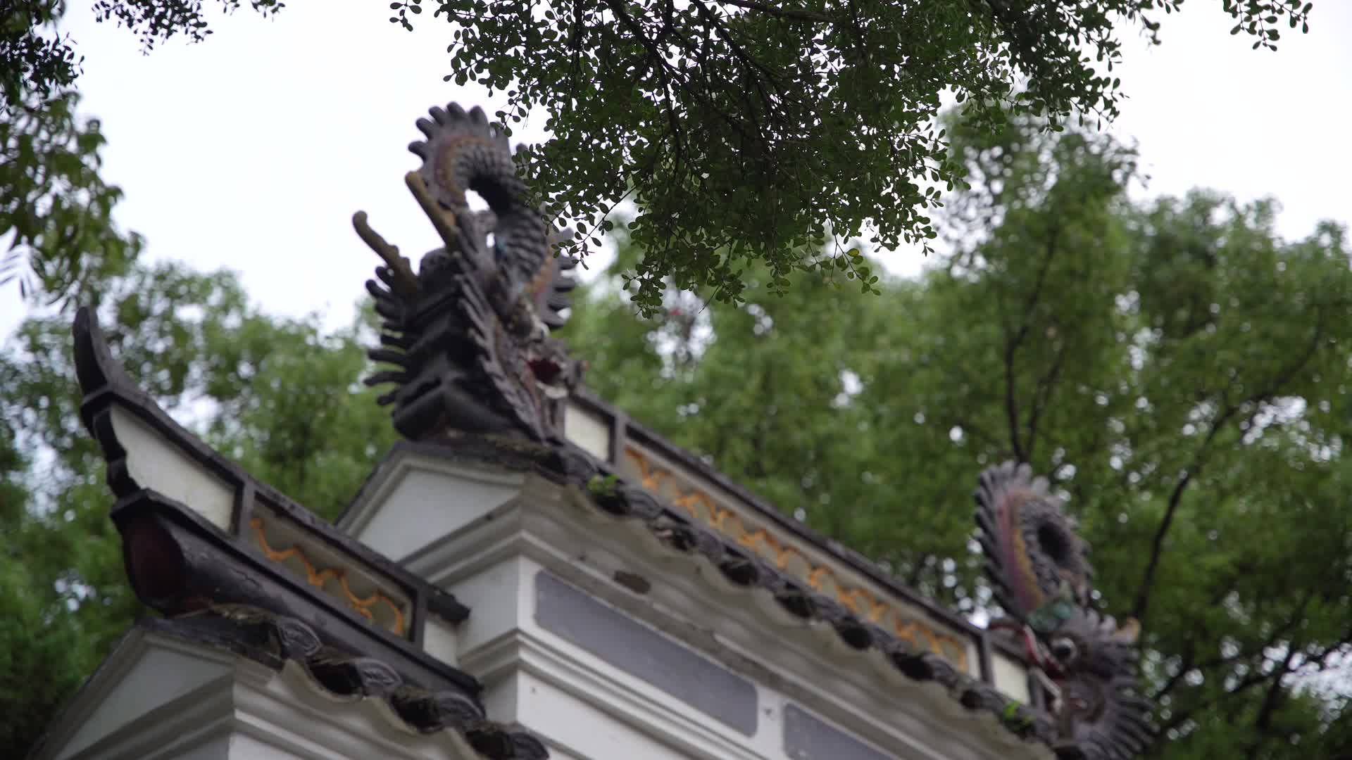 浙江舟山普陀山梅福禅院视频的预览图
