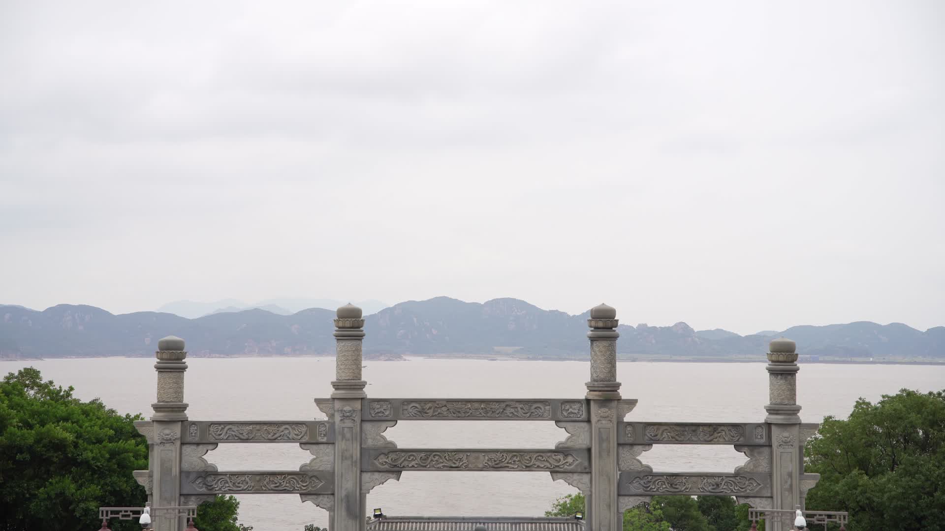 浙江舟山普陀山南海观音视频的预览图