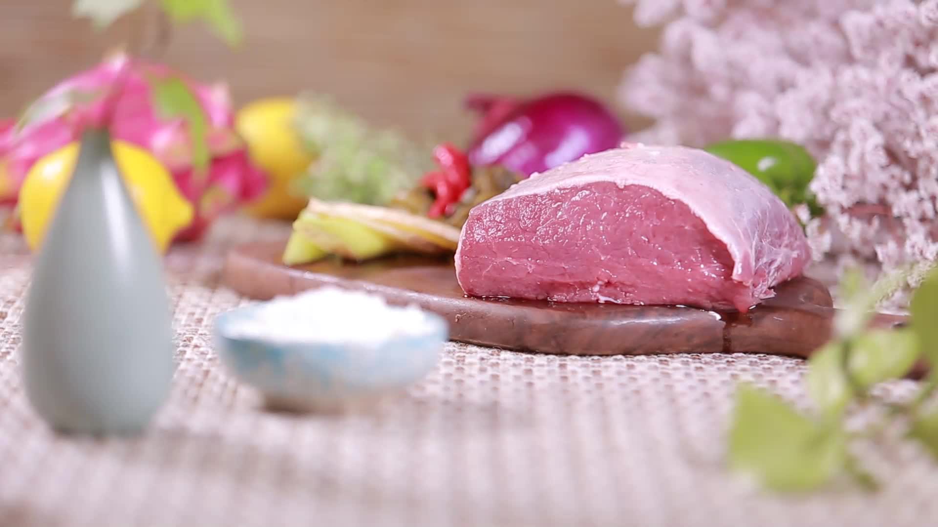 镜头合集淀粉加瘦肉上浆嫩肉的方法视频的预览图