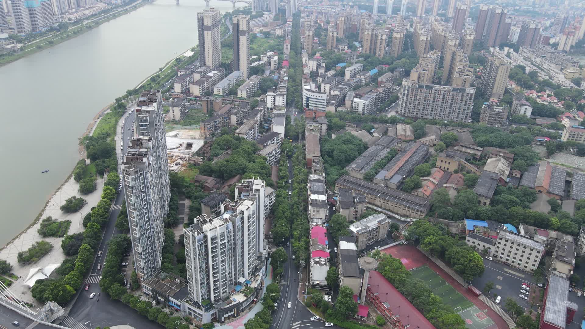 航拍湖南益阳城市风光地标建筑视频的预览图