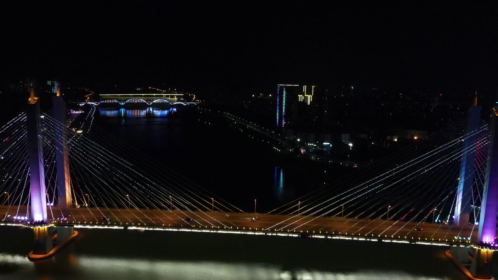 航拍湖南益阳九洲大桥夜景视频的预览图