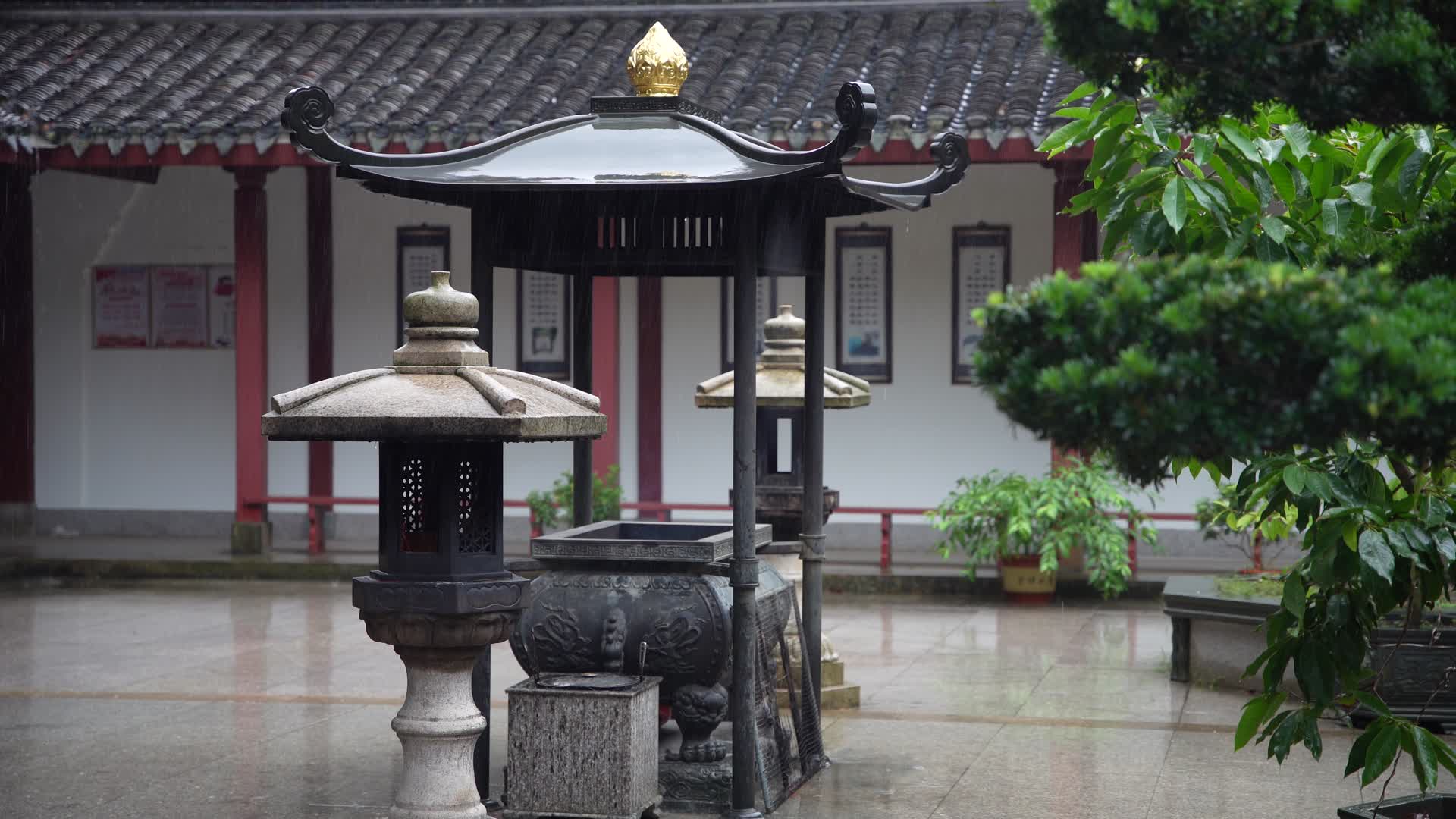 浙江舟山普陀山双泉禅院视频的预览图
