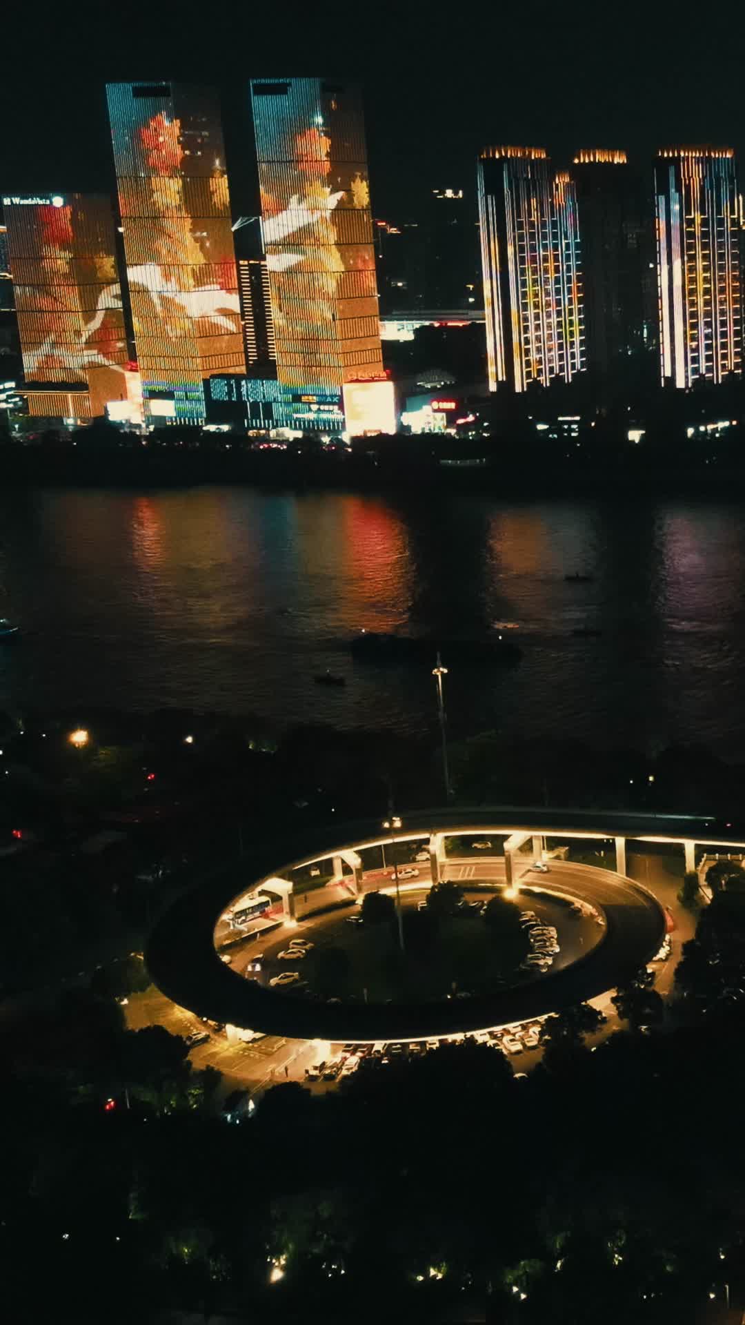 城市航拍湖南长沙湘江万达夜景灯光视频的预览图