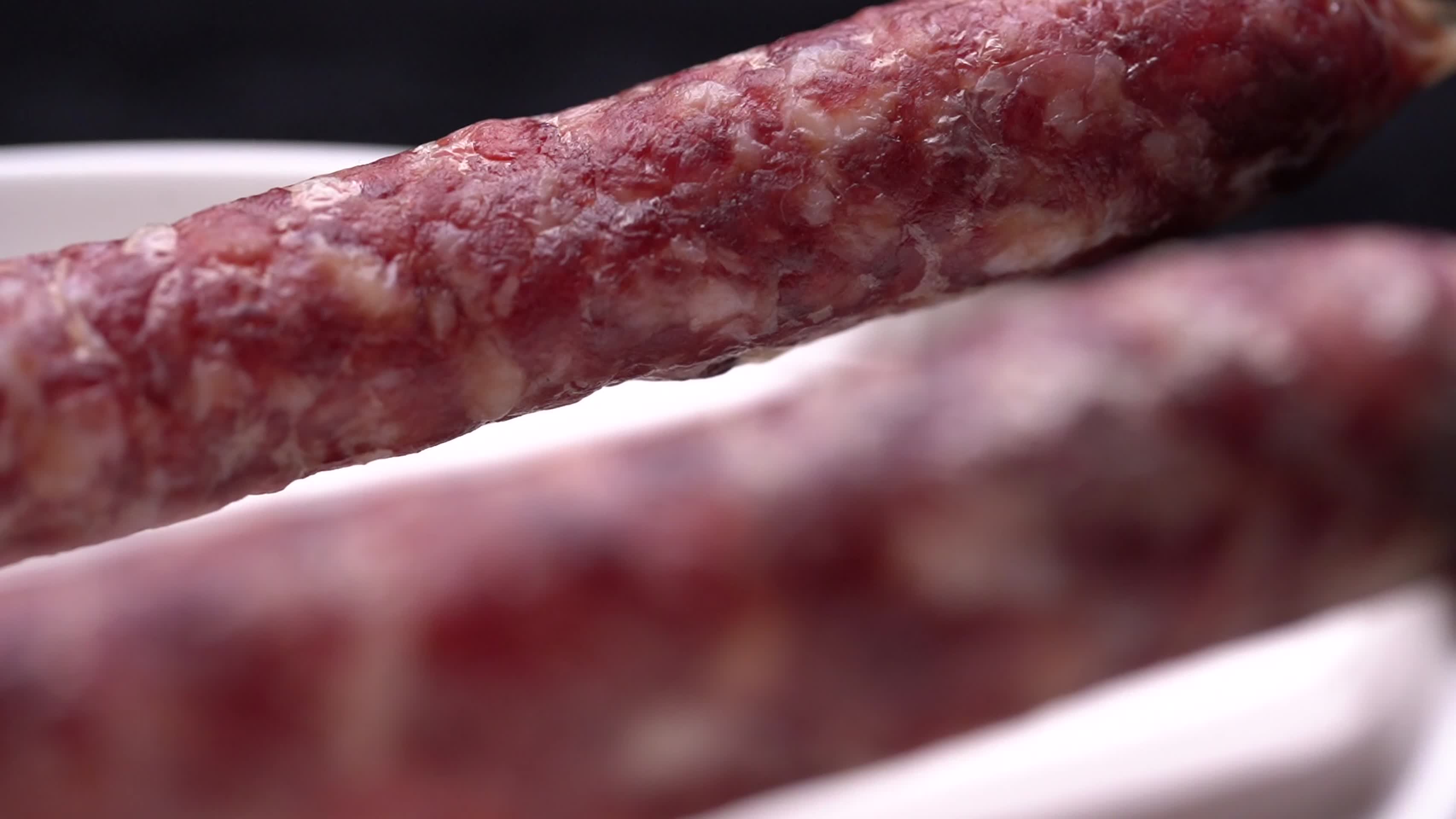 镜头合集四川特产腊肠香肠视频的预览图