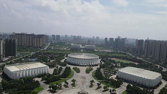 湖北荆州城市风光地标建筑航拍视频的预览图