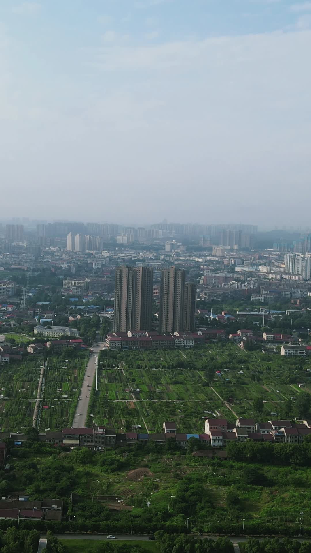 航拍湖南益阳城市建设视频的预览图