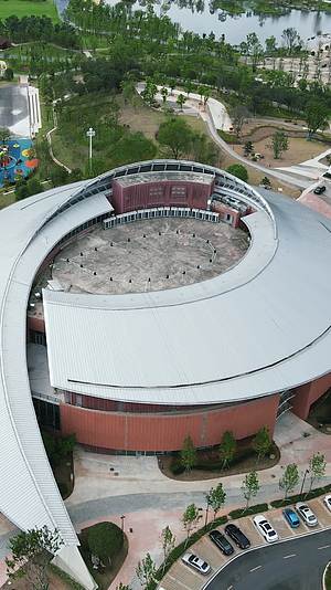 航拍湖南益阳市文化馆市民中心图书馆视频的预览图
