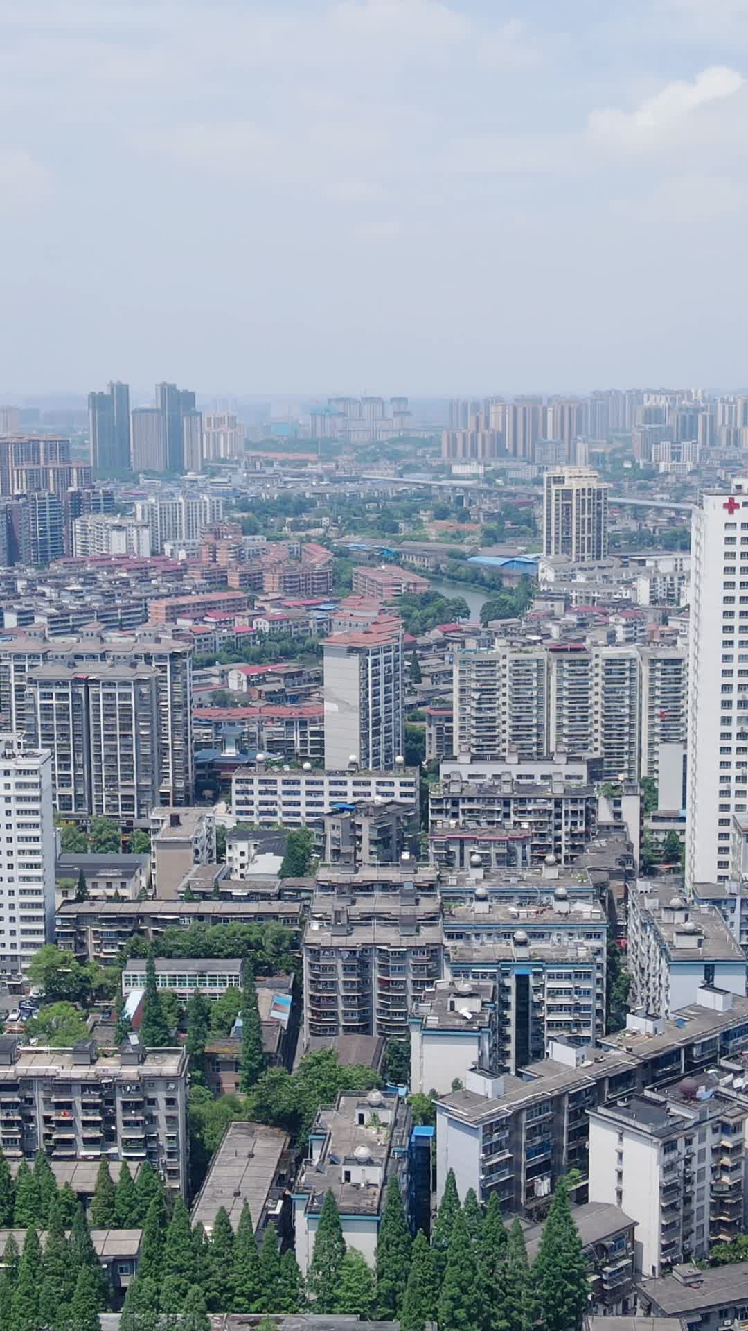 航拍湖南株洲城市建设视频的预览图