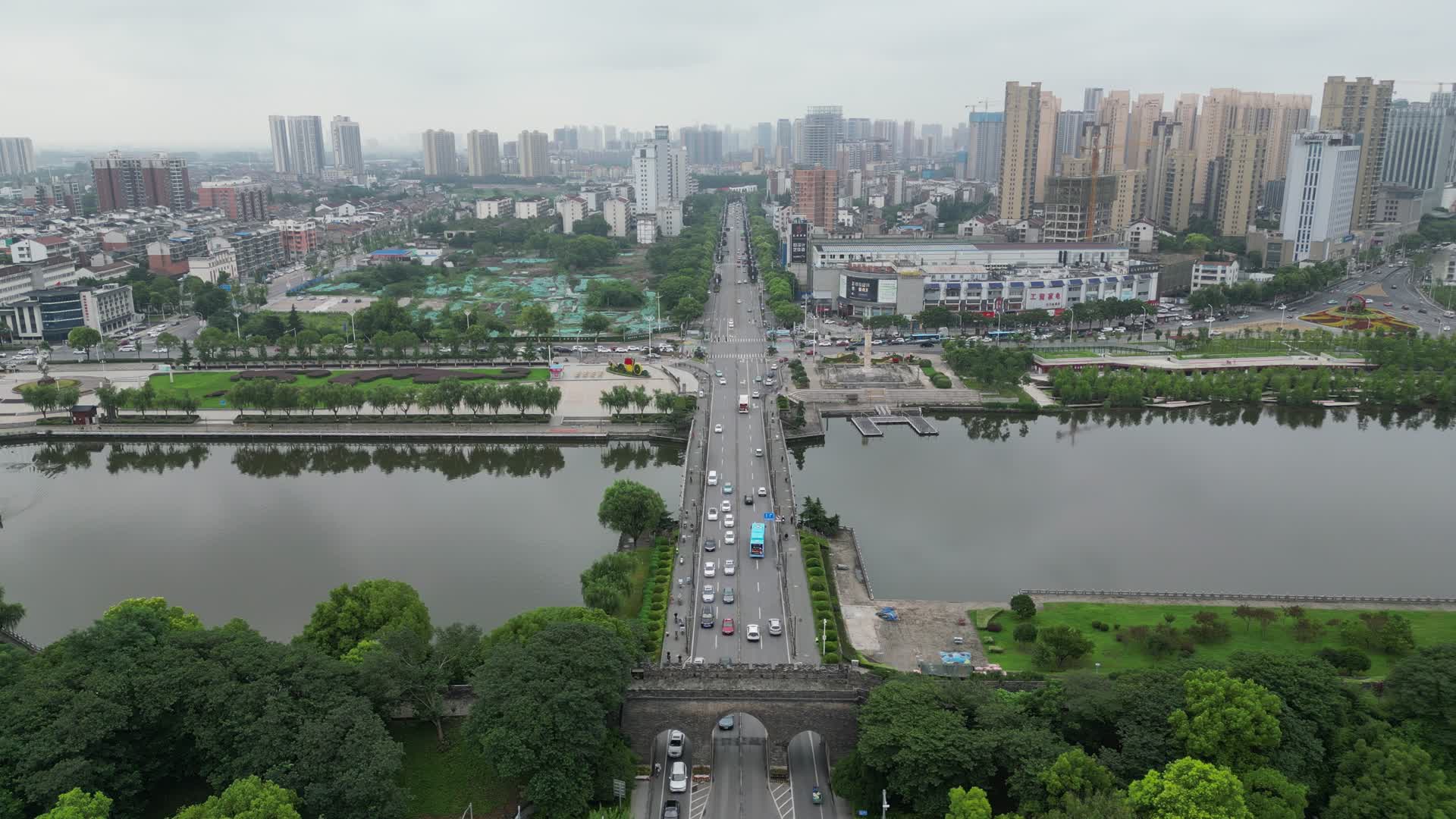 航拍湖北荆州九龙桥视频的预览图
