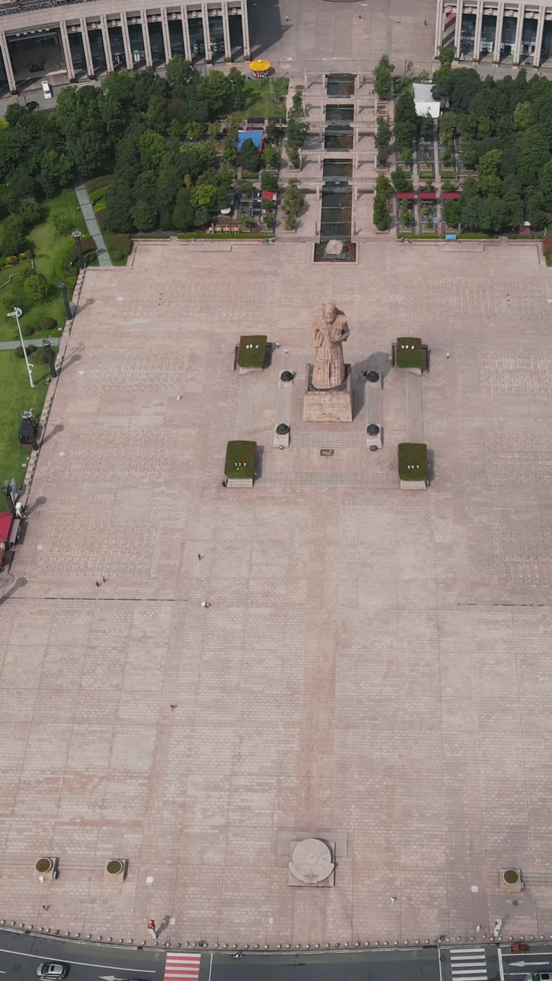 城市航拍湖南株洲炎帝广场视频的预览图