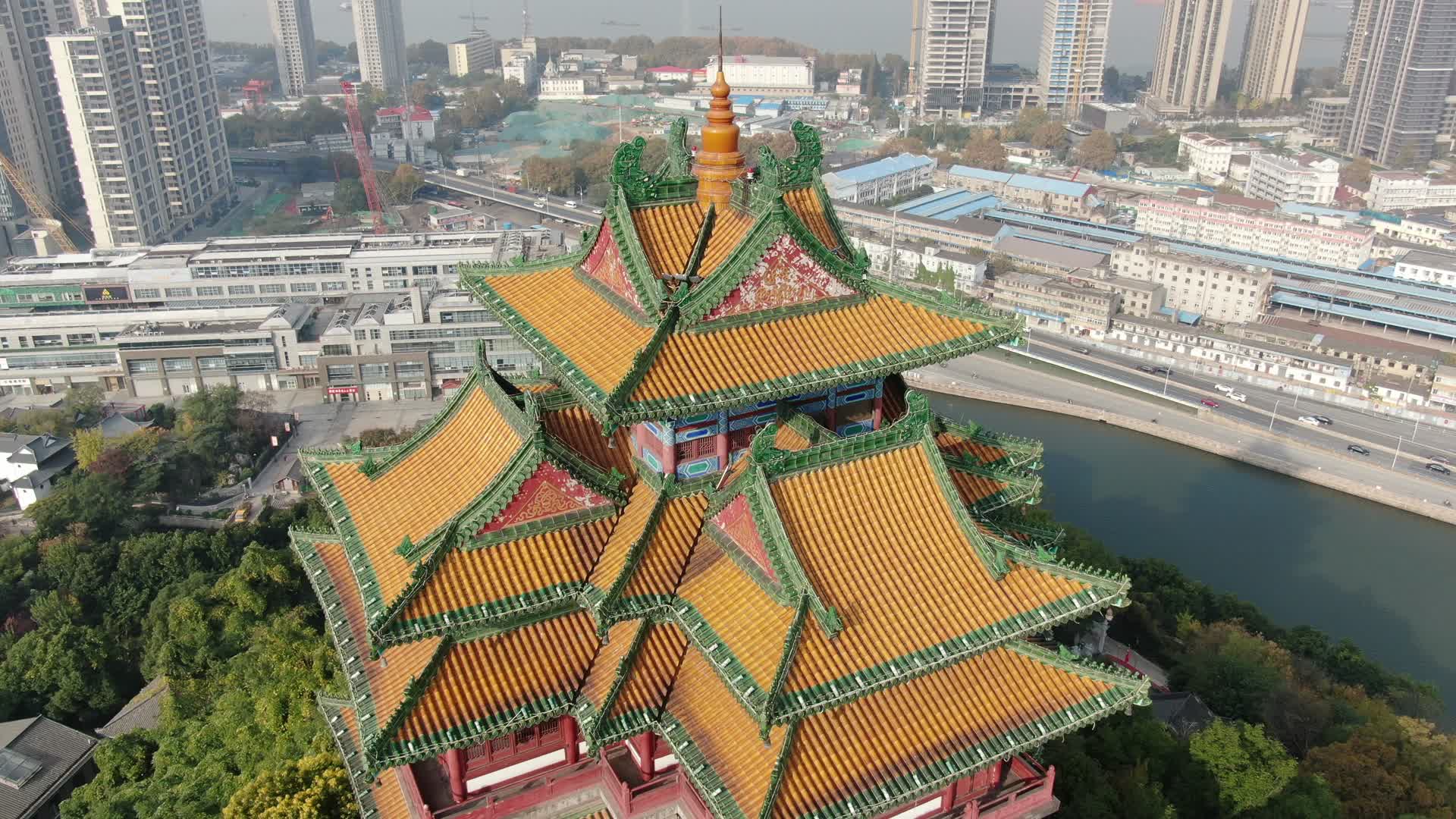 旅游景区南京阅江楼古建筑航拍视频的预览图